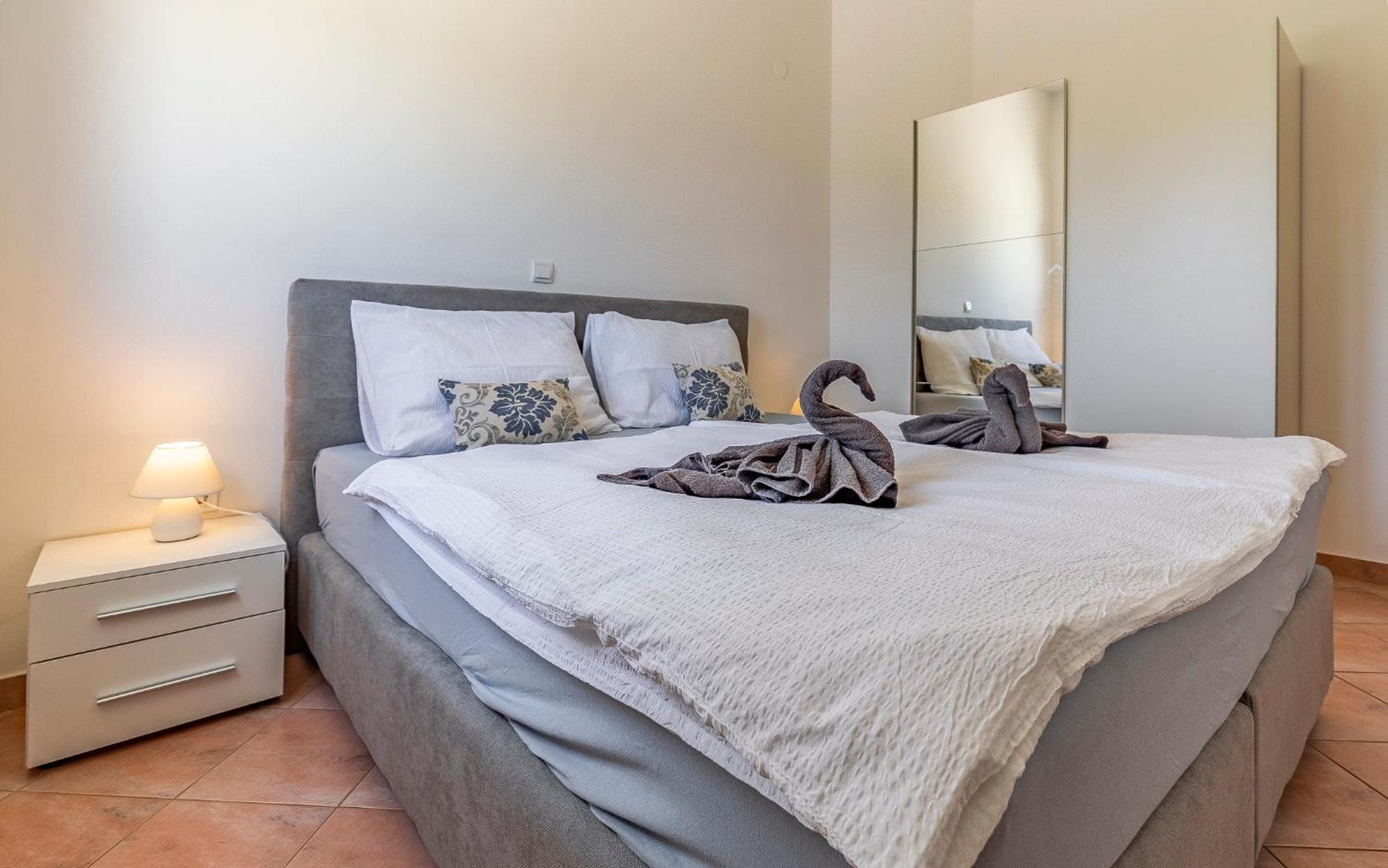 PUY Apartments Rok מראה חיצוני תמונה